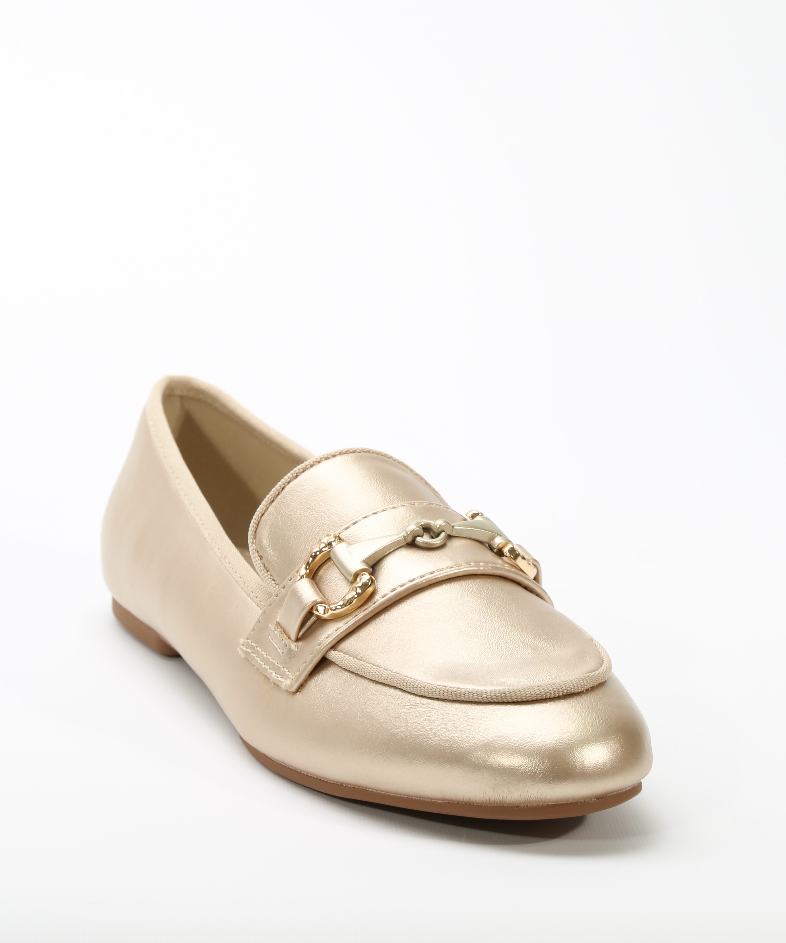 Mocassins com fivela image number null